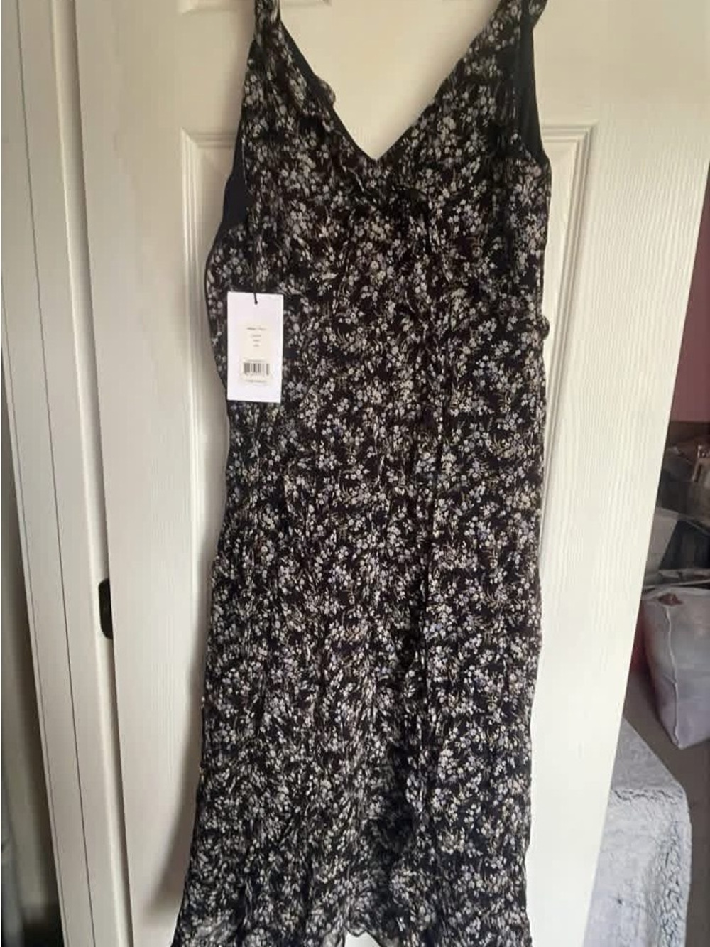 Black and White Floral V-Neck Maxi Dress